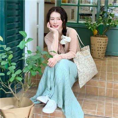 笼子里的女人
